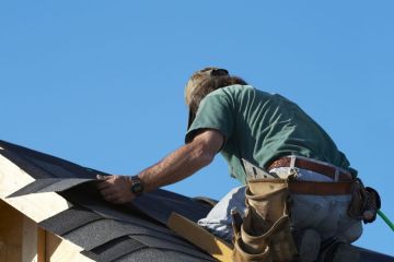 Shingle Roofer in Madeira Beach