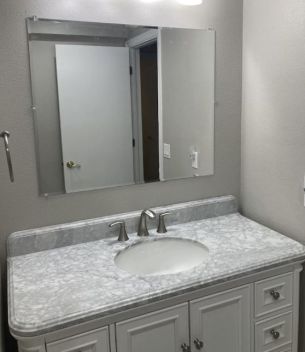 Bathroom Remodeling in Saint Petersburg, FL (1)